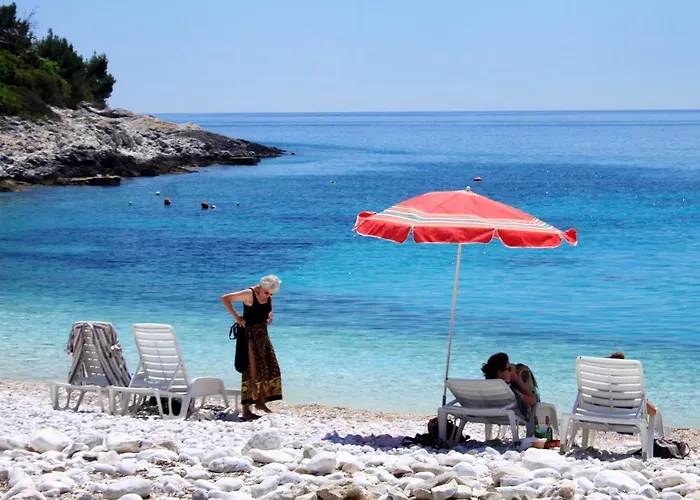 Seaside House With A Swimming Pool Hvar - 12919 Будинок відпочинку